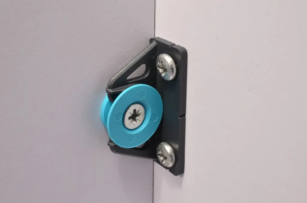 Button-fix Type 2 Engaged.webp